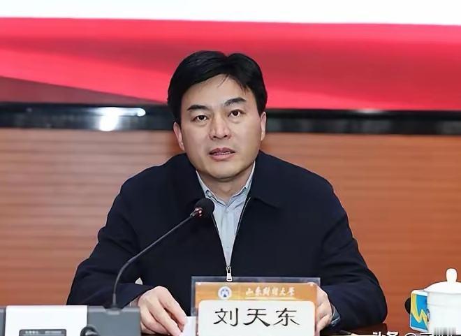 “刘一指”的传说从章丘那边传出来，应该不是造谣，我们地方的主政领导是多么强势，到