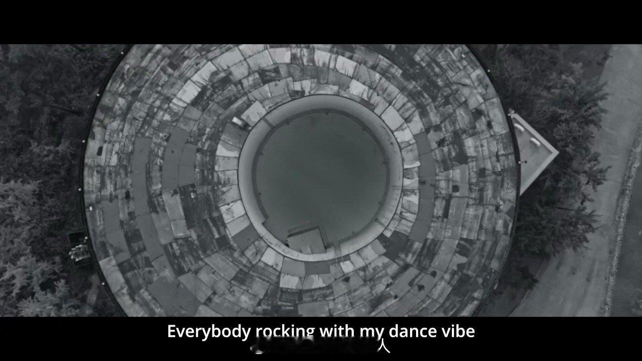 摄像和剪辑遇到了最懂自己的人高级不必晦涩，复杂亦可清晰！H&HBOYS新MV中，