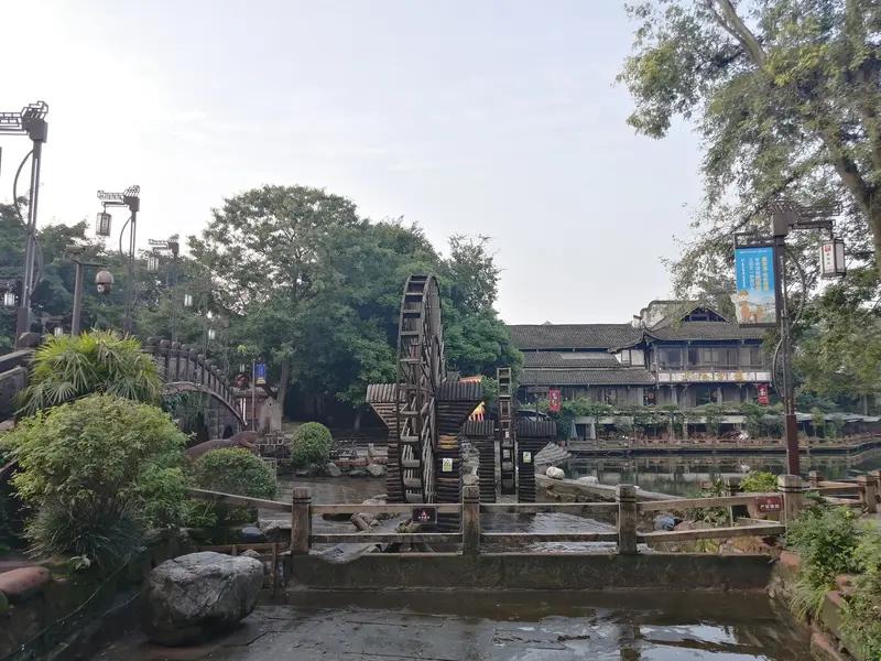 成都买房避雷！这10个板块千万别碰，全是真心话
 
在成都买房的朋友注意了！今天