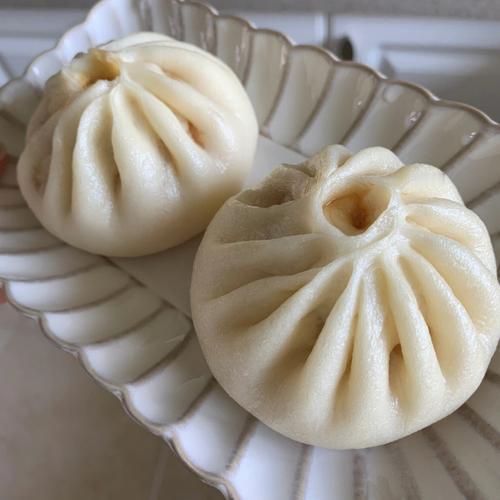 有一件事我一直没看懂，有没有懂行的网友，麻烦给解释一下。

大概五六年之前，我们