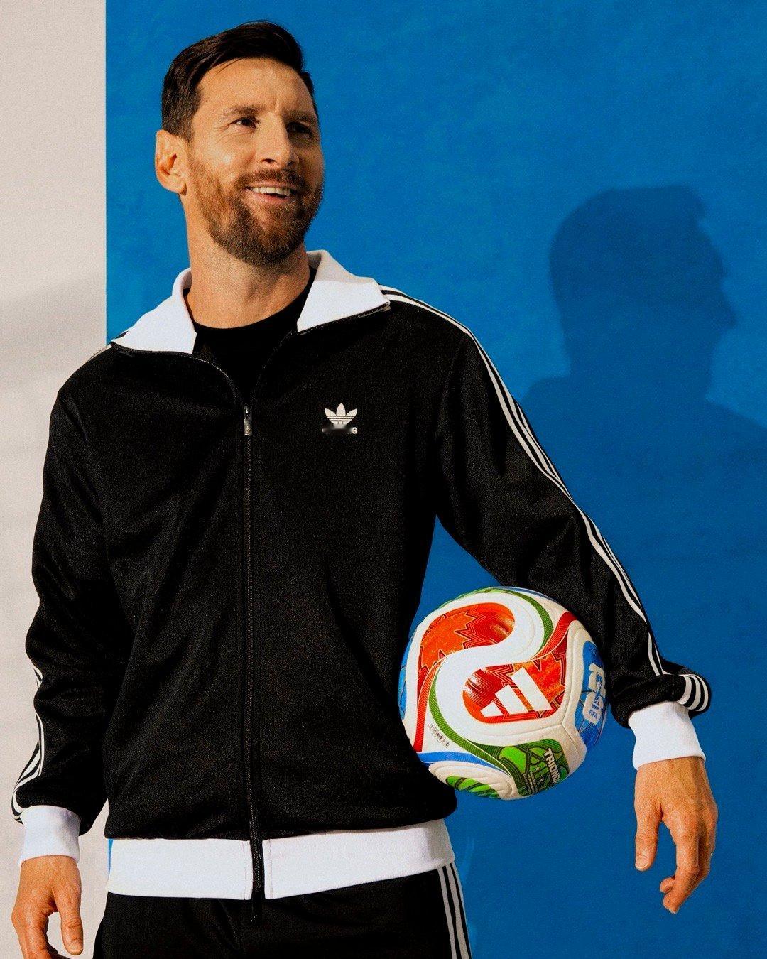 🏆⚽️梅西与2026世界杯用球🇺🇸🇨🇦🇲🇽2026美加墨世界杯梅西