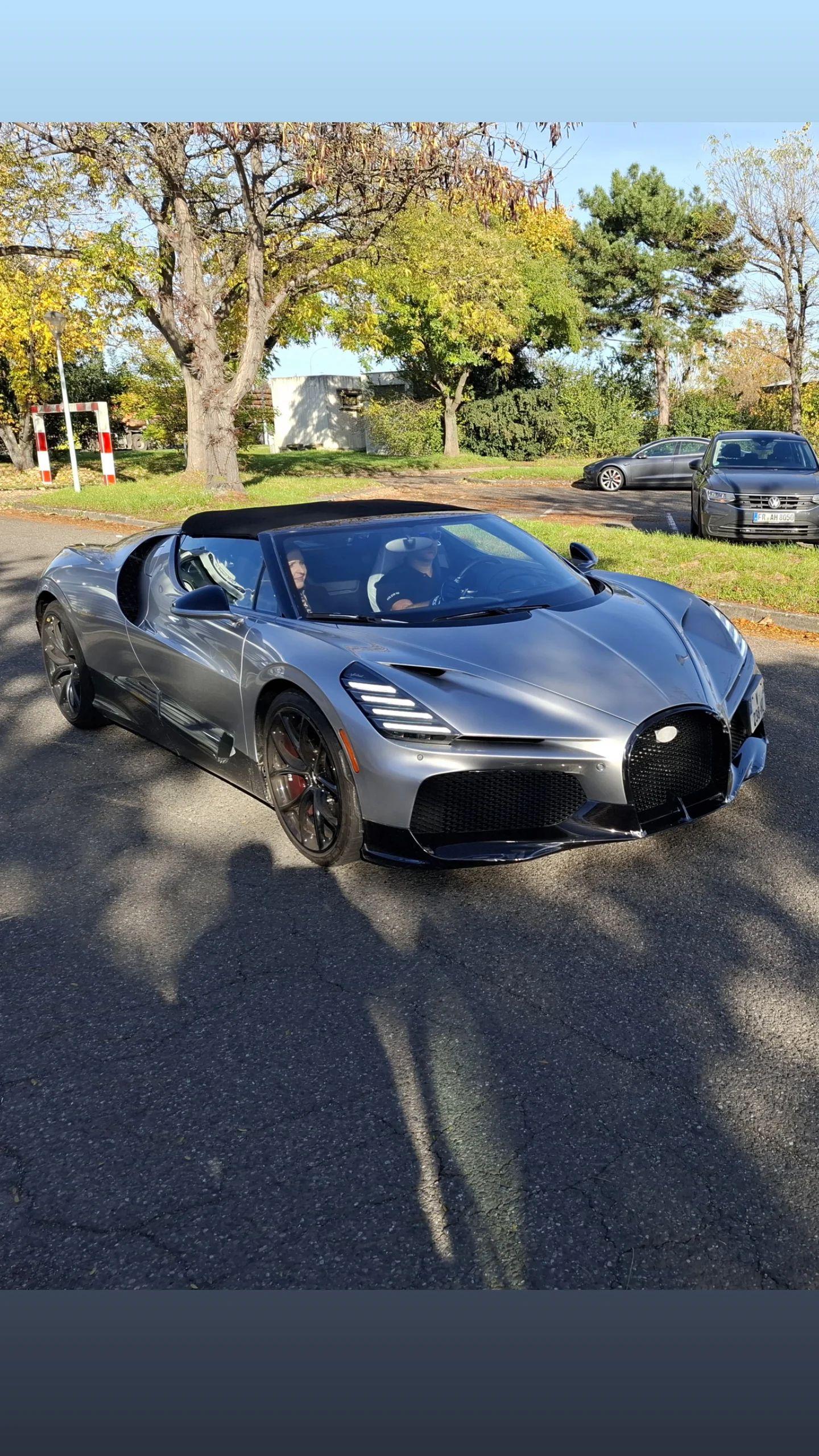 首台采用Chiron Sport排气的Bugatti Mistral