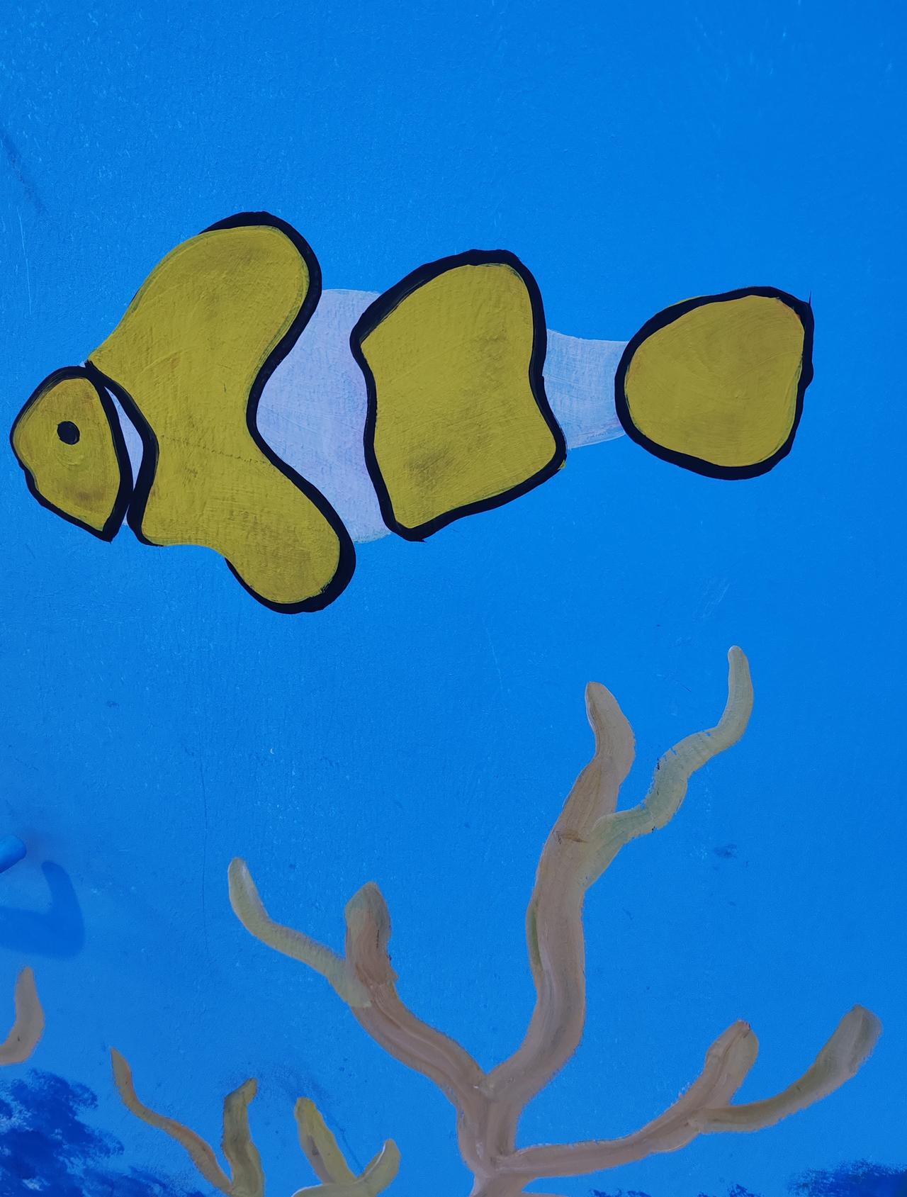 连续三天都是阴雨天

可曾想昨天中午还是艳阳高照

热的要穿短袖

今天直接降温