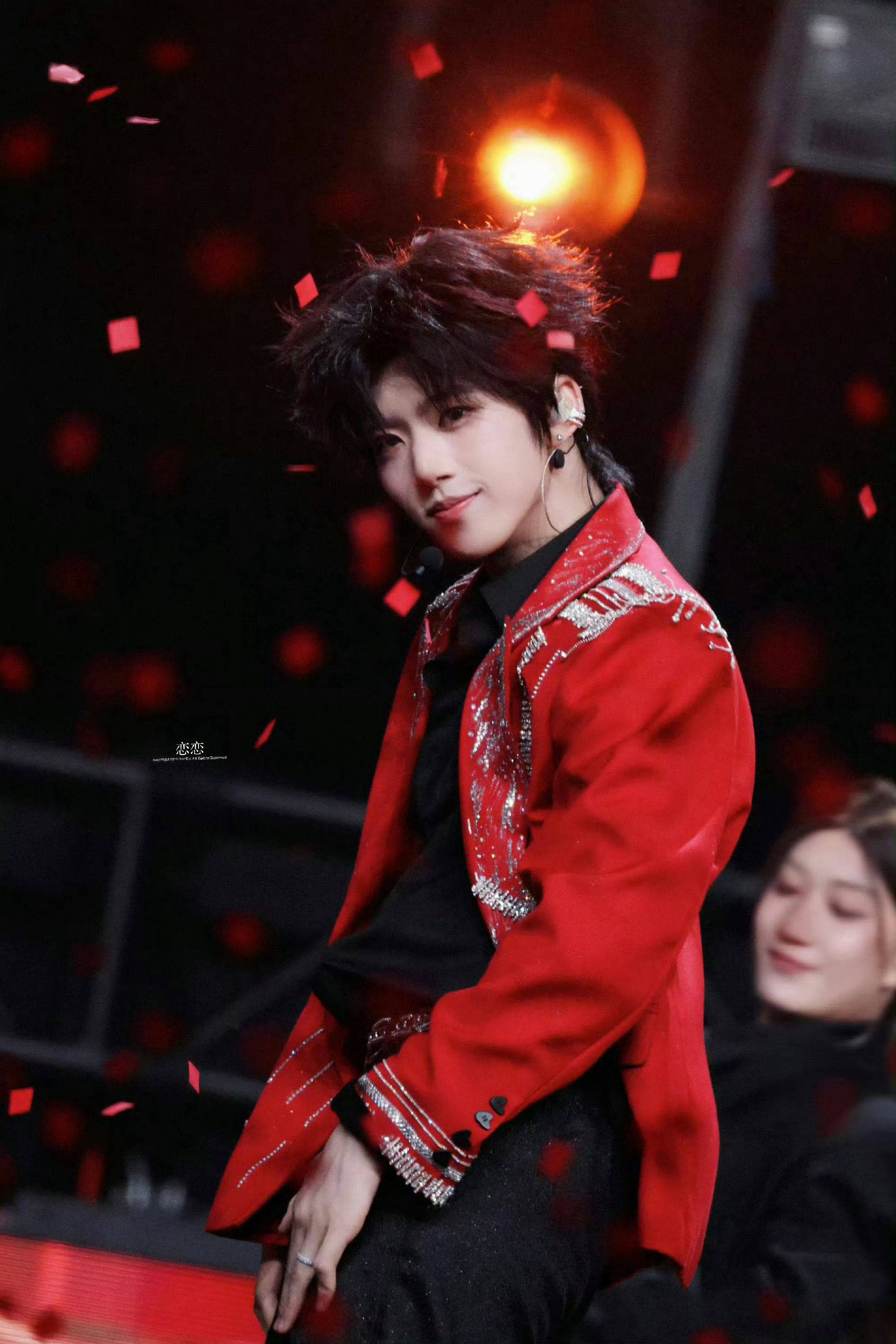 【张函瑞】张函瑞进行曲的风吹到了韩娱 韩振cha了张函瑞进行曲，抖子话题3.8亿