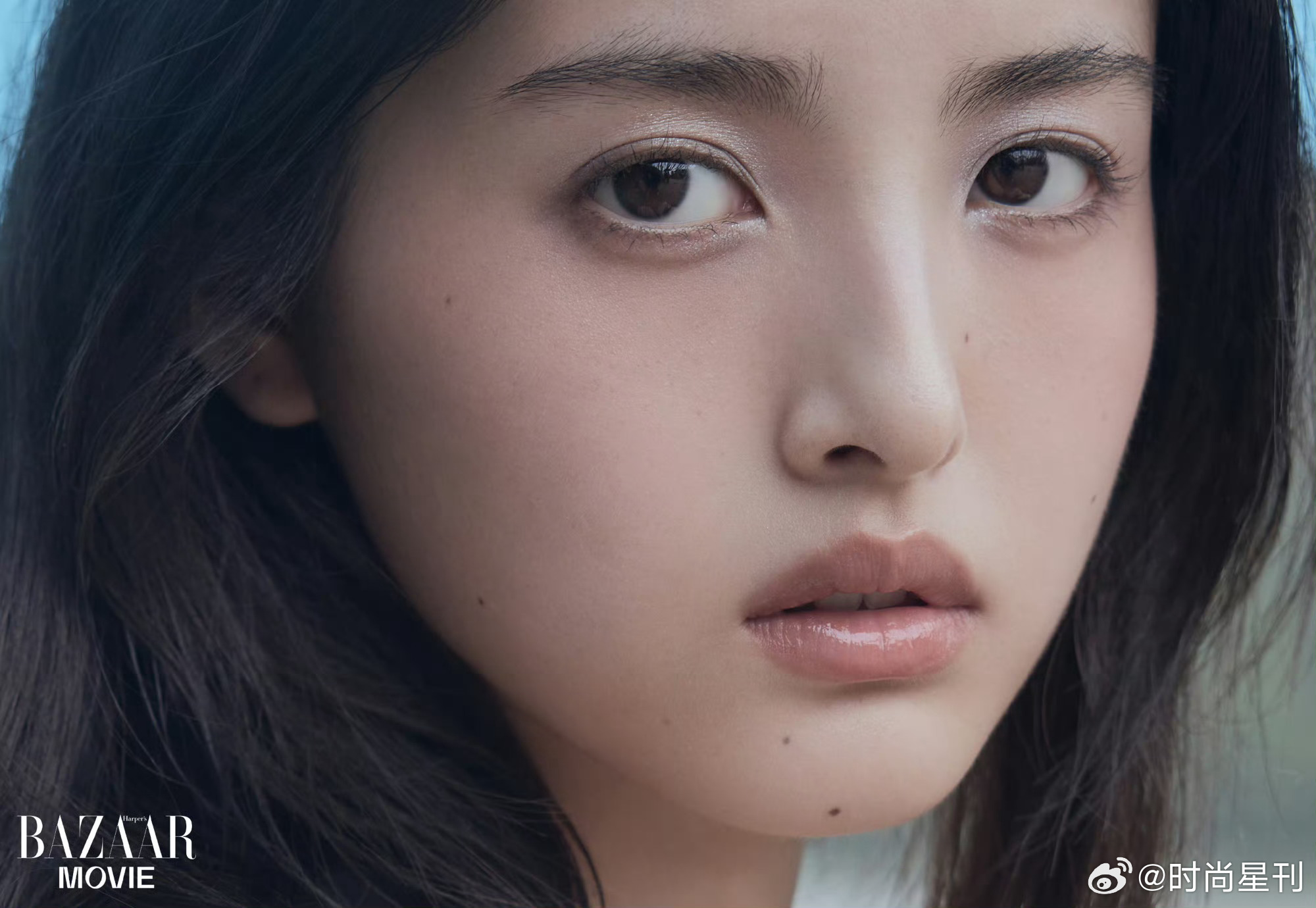 星女郎雪野芭莎电影大片星女郎雪野登上《时尚芭莎》与《芭莎电影》联合打造的电影大片