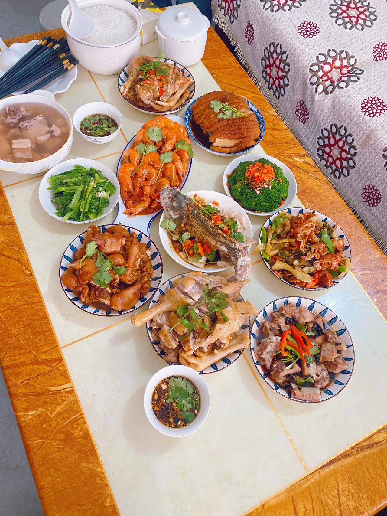 冬至老话里的保暖智慧,你知道吗? 冬至到，保暖智慧少不了！老话说“冬至大如年”，