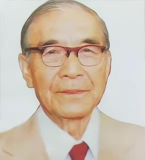 85岁的他喝迷糊了，把家里23岁的小保姆当成了自己老婆。保姆没有说话，第二天，保