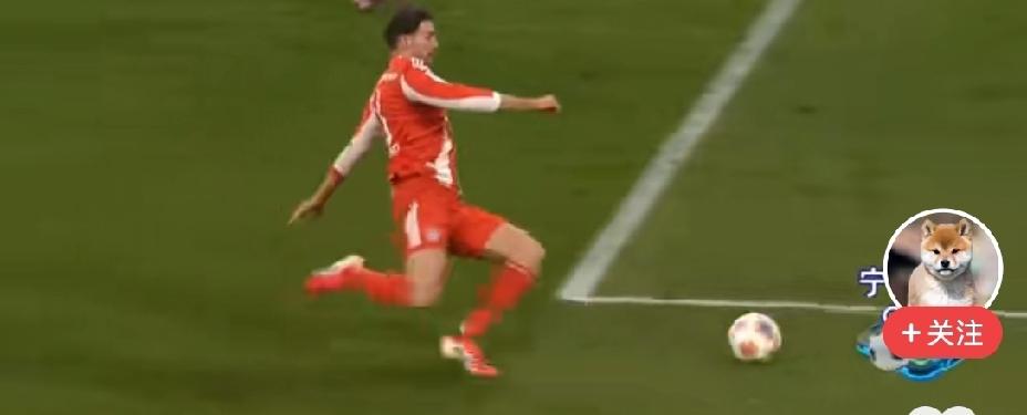 拜仁，你这是要干啥呀？把狼堡揍成8：1，人家都被打哭了，你还负责哄吗？这分差也太