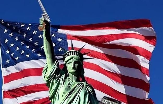一位美籍华人终于说了实话，他曾经表示：“之所以很多小国，宁愿得罪中国，也不愿意得