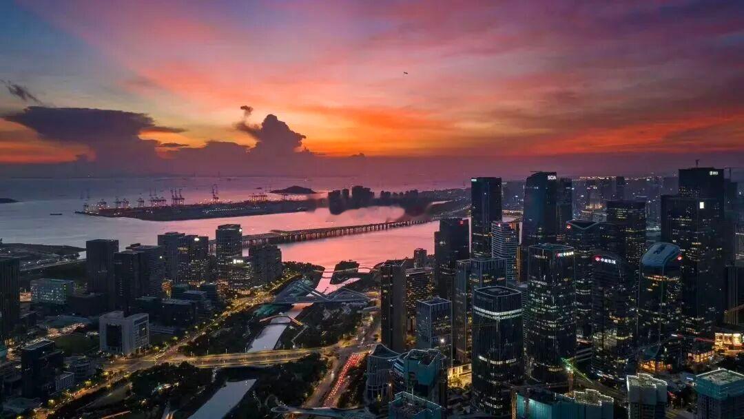 不管在什么时代、哪个国家，房子都是普通人安身立命的依托。政策鼓励多建“好房子”，