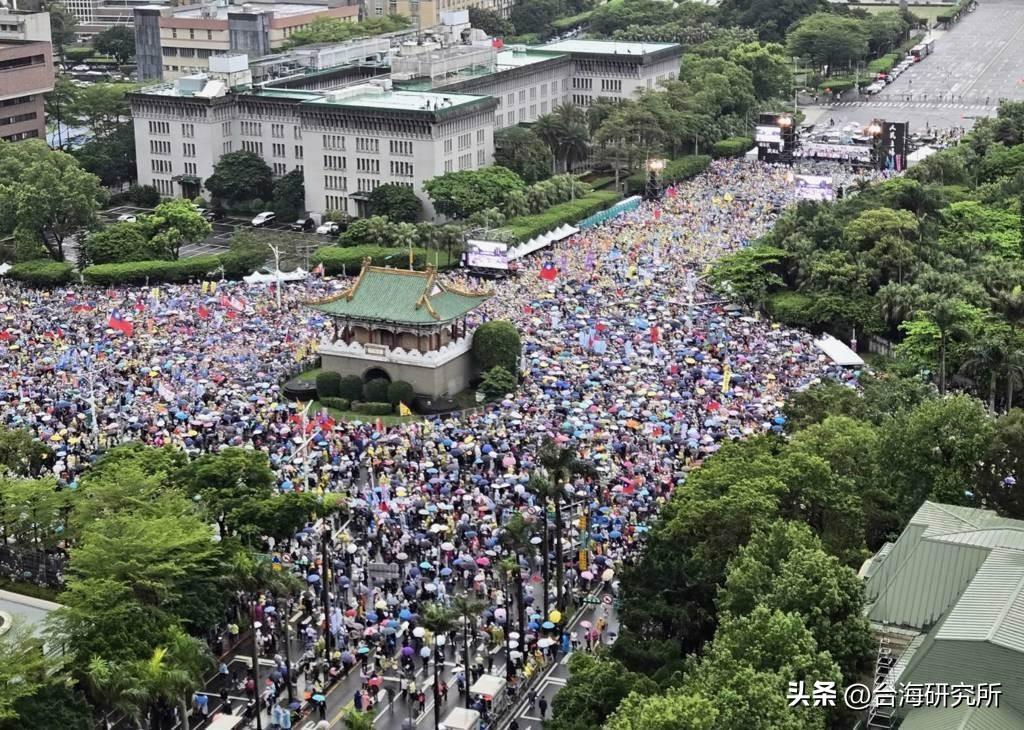 赖清德办公室前的道路改为“杜蕾斯大道”？

“台独”团体要推动“去蒋化”和“去孙