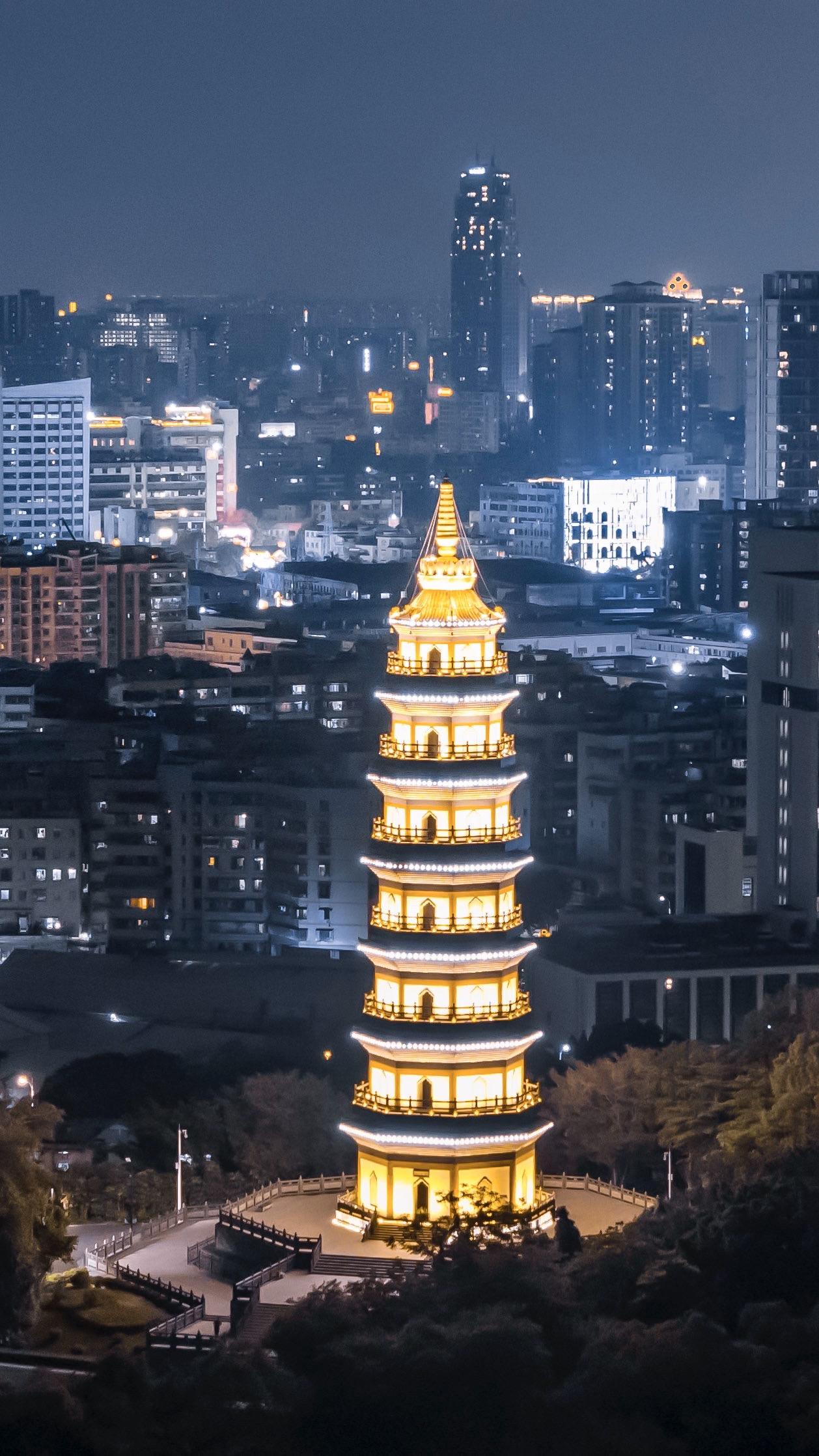 佛山的建筑美学太美了。拍了很多佛山的特色，这次拍摄了一些关于佛山的特色...