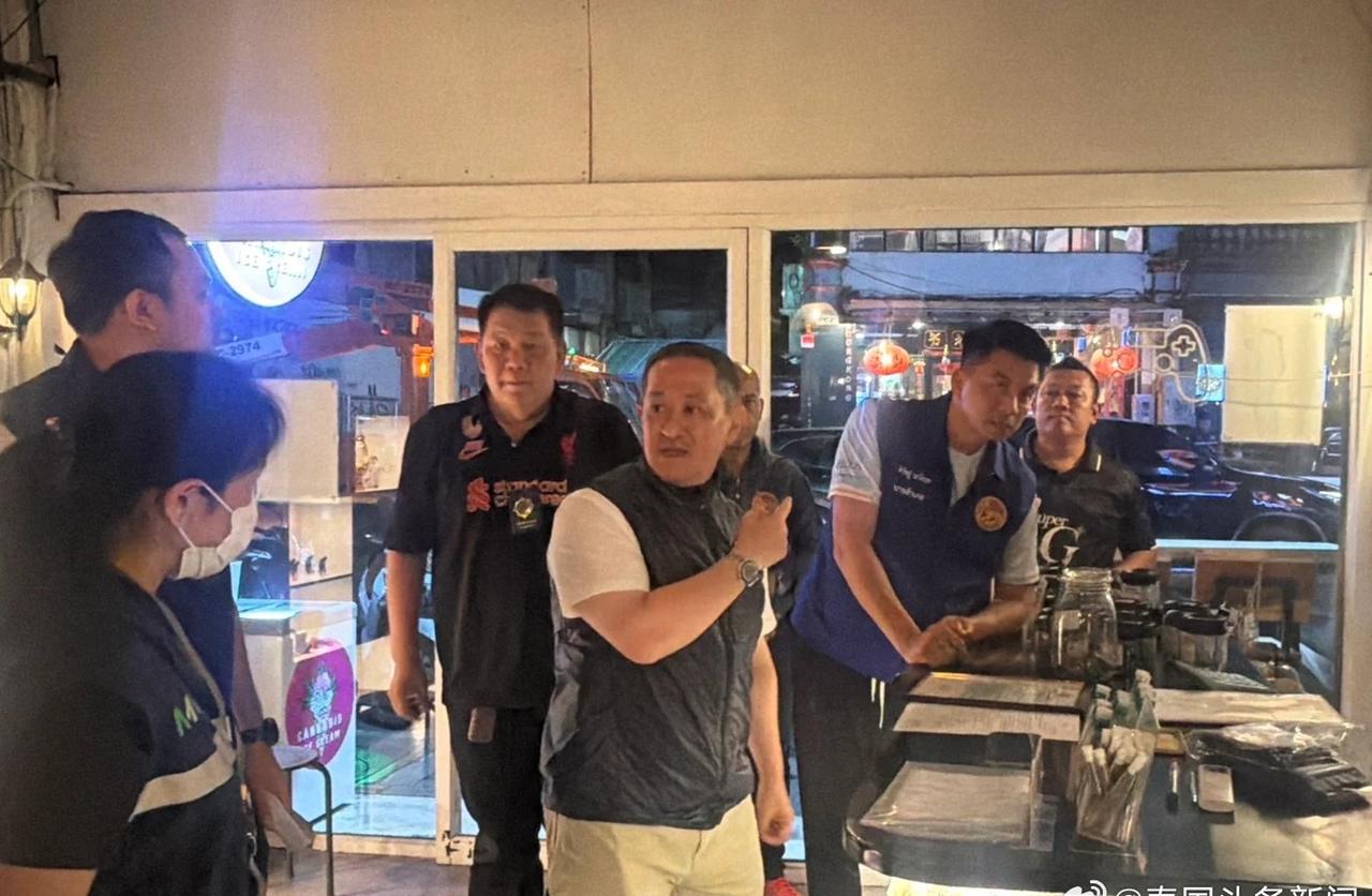 【普吉整顿老城区大麻店，严打私自复业】 
泰国头条新闻社讯 据泰国媒体报道，8月