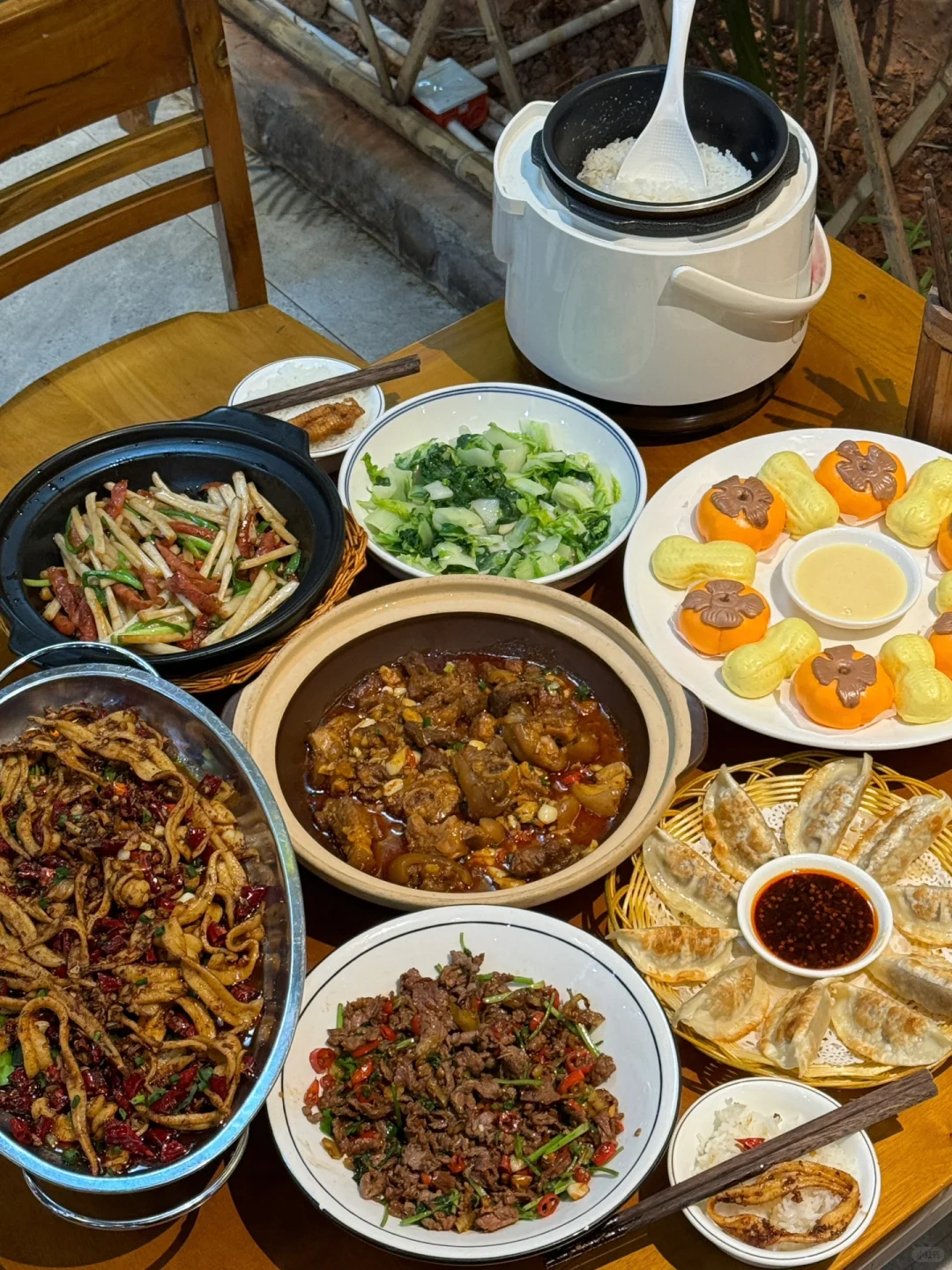 下高铁就来吃了！感谢长沙网友！！真的没失望！