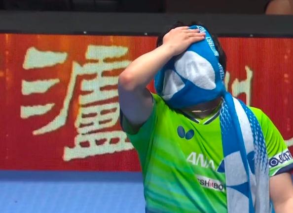 松岛辉空遗憾痛哭离场久久不能释怀！他没想到王楚钦拼劲那么强大，松岛辉空已经打得非