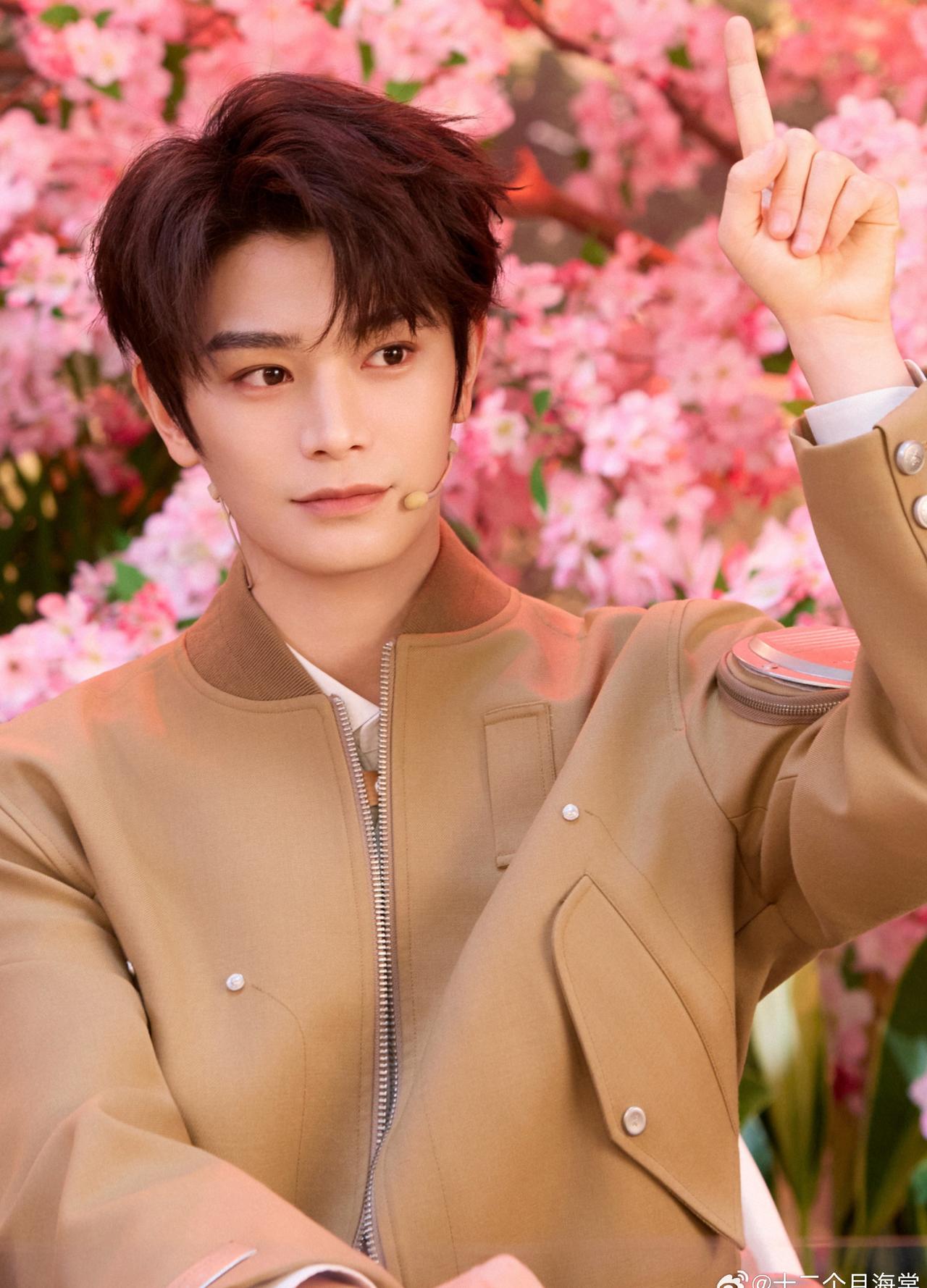 丁禹兮 dyx﻿丁禹兮张海虾 dyx电影天才游戏 

你是我荒芜心田里的一抹芬芳