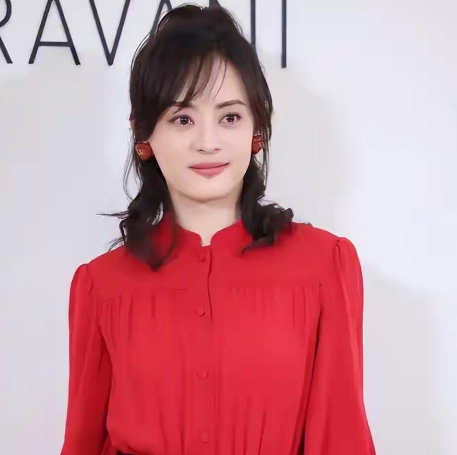 孙俪吴慷仁“大尺度”吻戏引争议，网友：邓超怕是都没这待遇吧
娱乐 明星