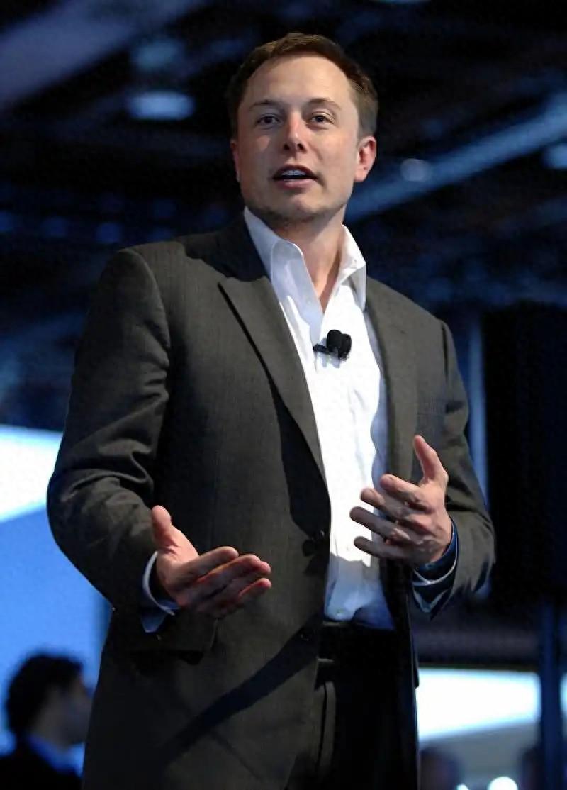 中国未来最大敌人：不是特朗普，而是手握杀招、重构科技规则的他
一提到中国未来的挑