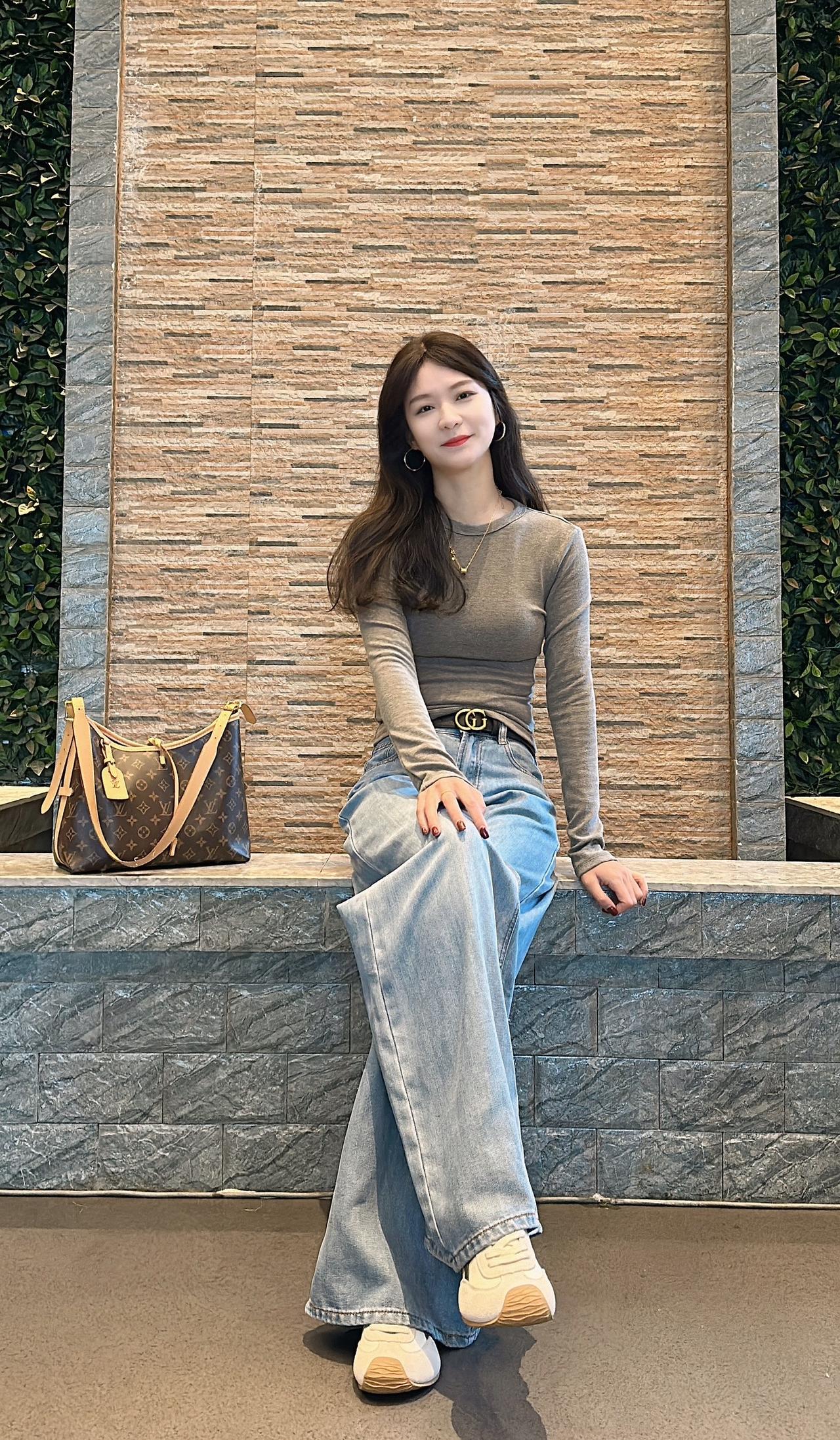 人生不会重来 请尽量快乐 善待自己好好生活 两分看透三分释怀 五分爱自己打底衫 