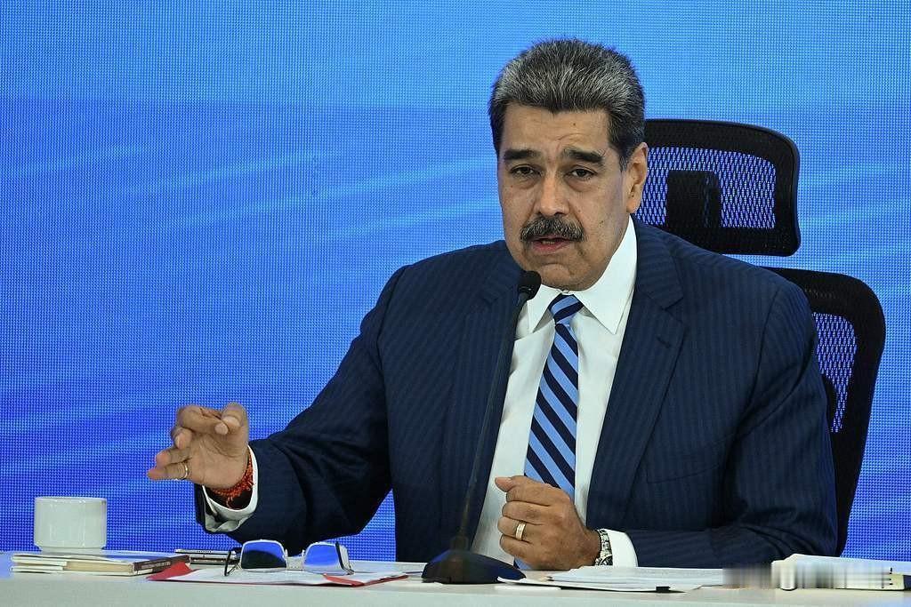 马杜罗怒斥美“南方之矛”行动，不能容许军国主义和法西斯主义势力得逞。军国主义和法