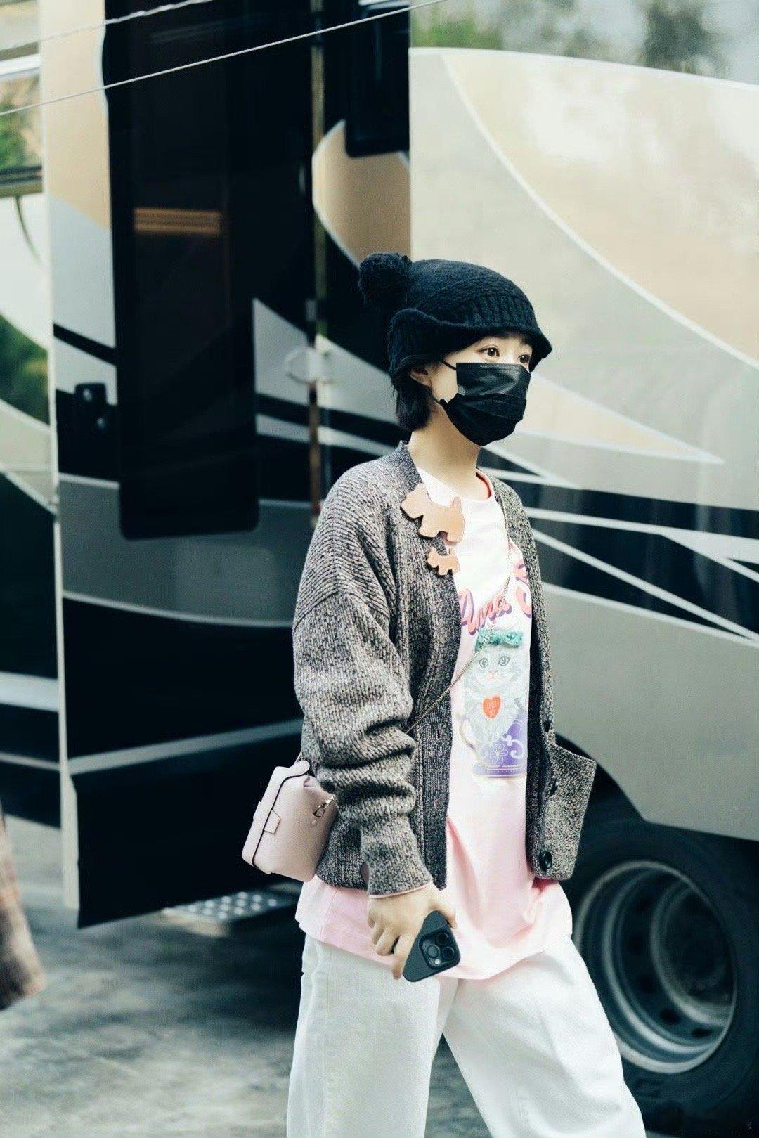 赵丽颖 别逼我变成薛扇扇九敏🆘，谁家的女明星辣么可爱 