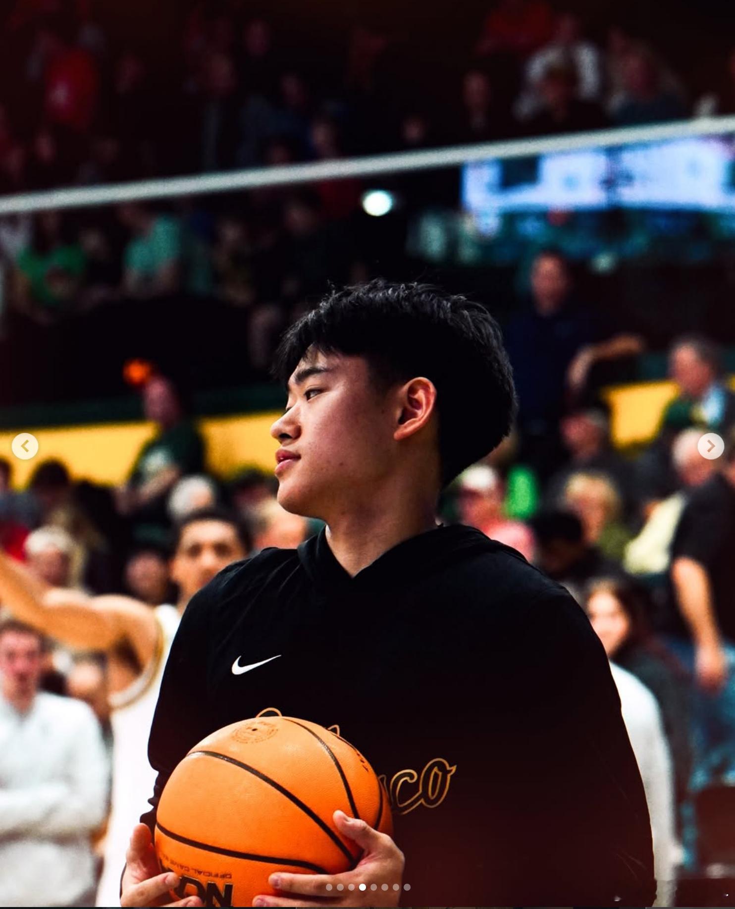 明天早上8点，张博源、淡厚然 ；9点王俊杰、赵维伦闯美的篮球青年