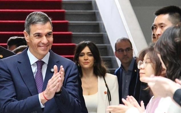 特朗普威胁将西班牙踢出北约，西班牙民众反手就是一个“退群”：北约没什么了不起的！