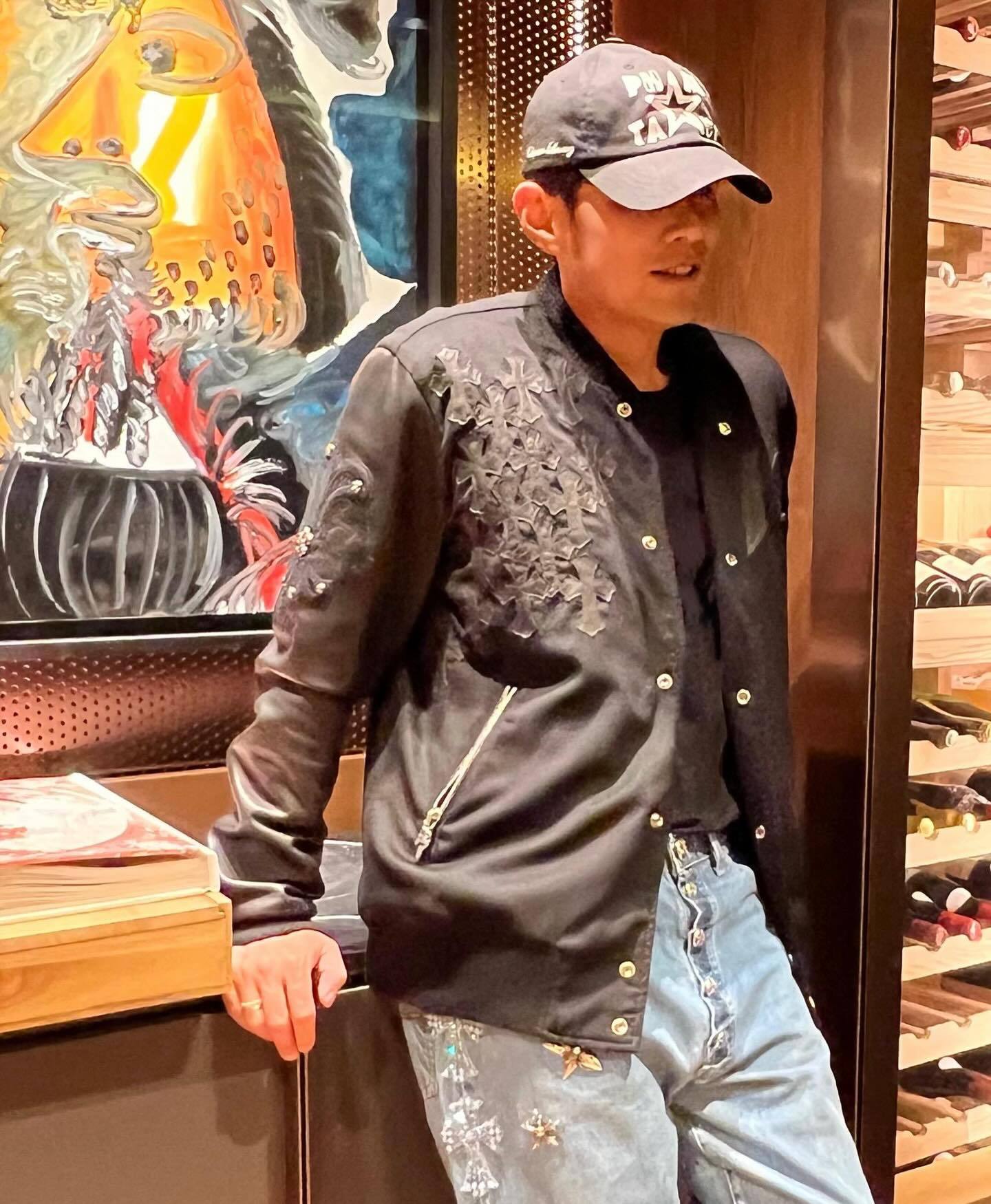 周杰伦  20251228更新Instagram杰伦：❤️💚🎅🏻🎄⭐️聖