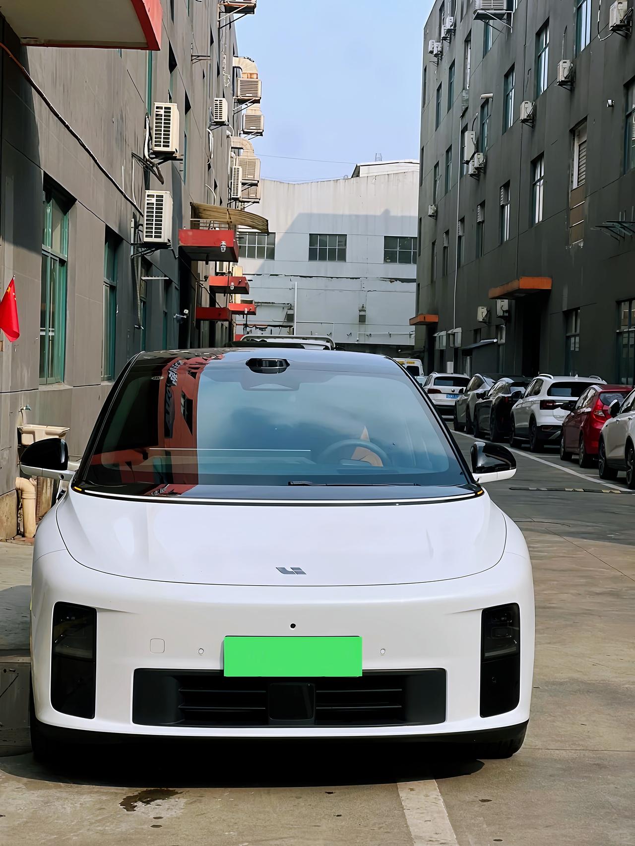 😄这组数据挺真实，77天6400多公里，一看就是认真在开车，不是只会拍照晒表显