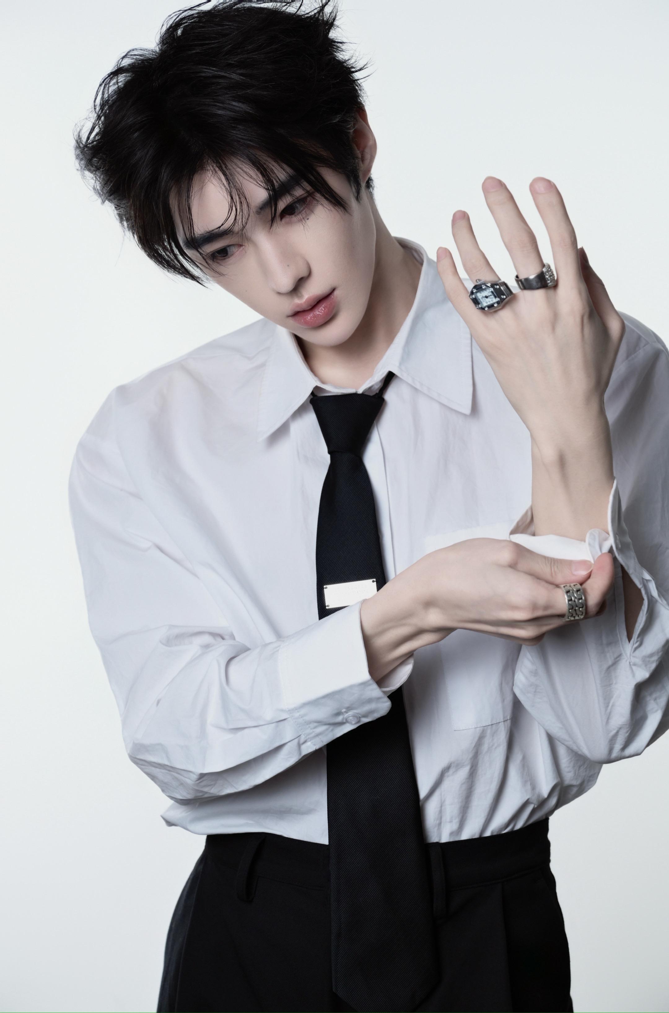 爱我的继续 讨厌我的别停。