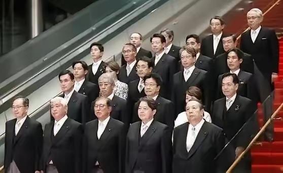 俄罗斯专家说：只要中国依旧不与日本对话，对日本实施物资进出口管控，用不了多久日本