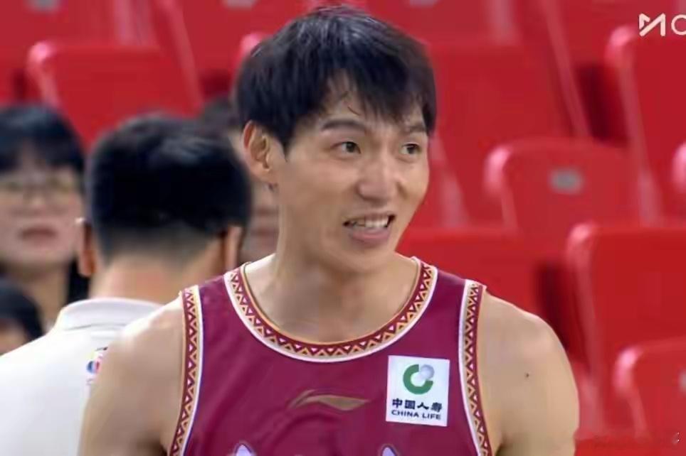 浙江队以94-85淘汰新疆，双方打得十分焦灼，直到最后分出胜负。吴前13分3篮板