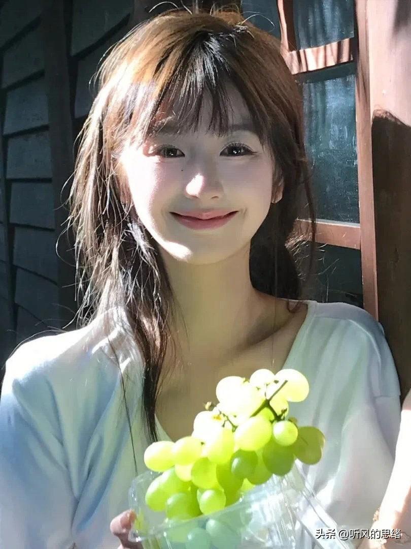 退了休啊，就别瞎忙乎那些没用的了。

不用看谁脸色，不用赶早高峰，想睡个懒觉就睡