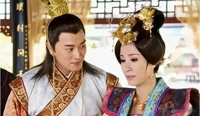 1464年，明英宗病逝，金銮殿中刚登上帝位年仅18岁的朱见深坐在龙椅上大手一挥，