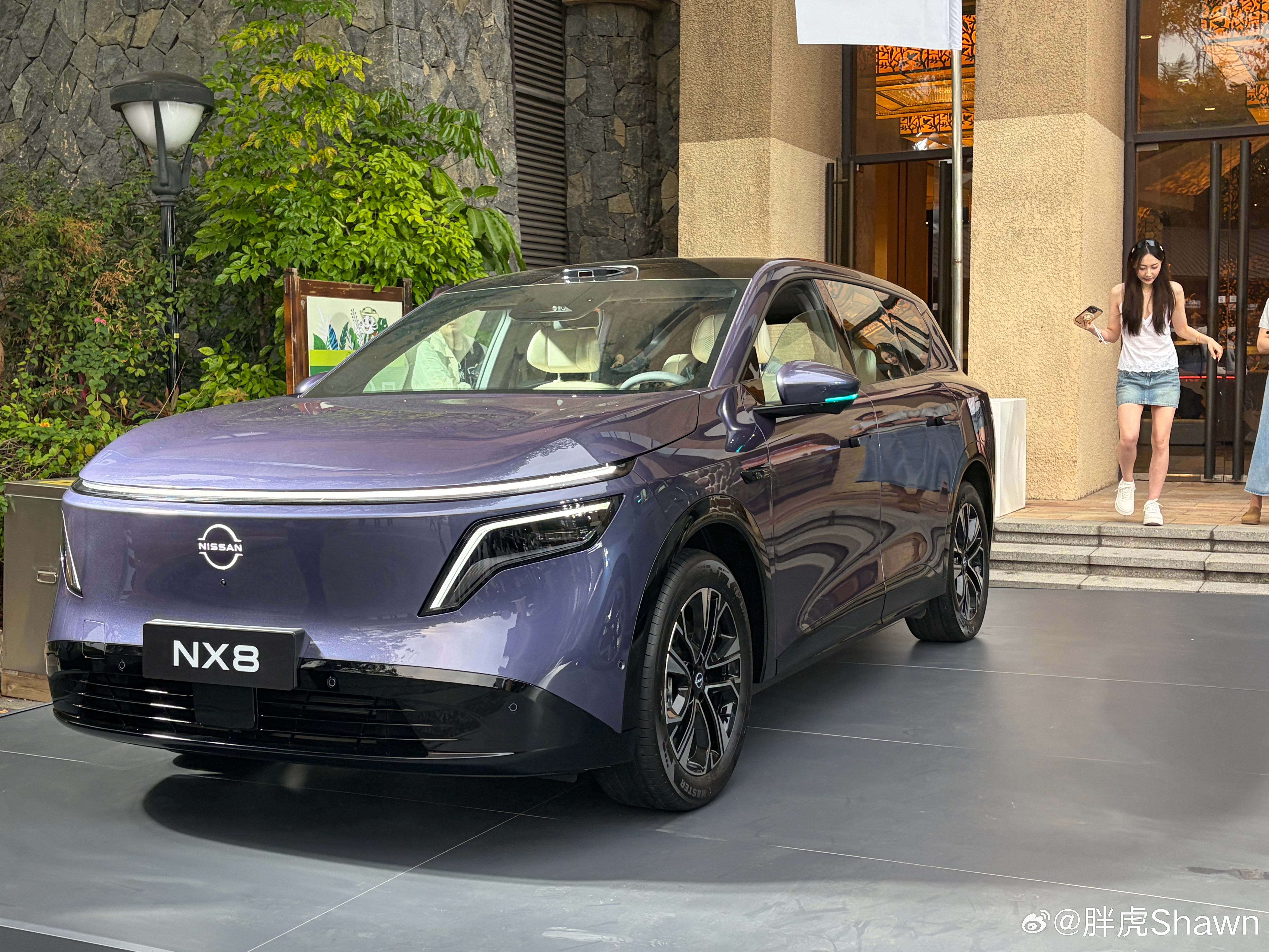 这次的NX8，还是紫色比较好看东风日产NX8