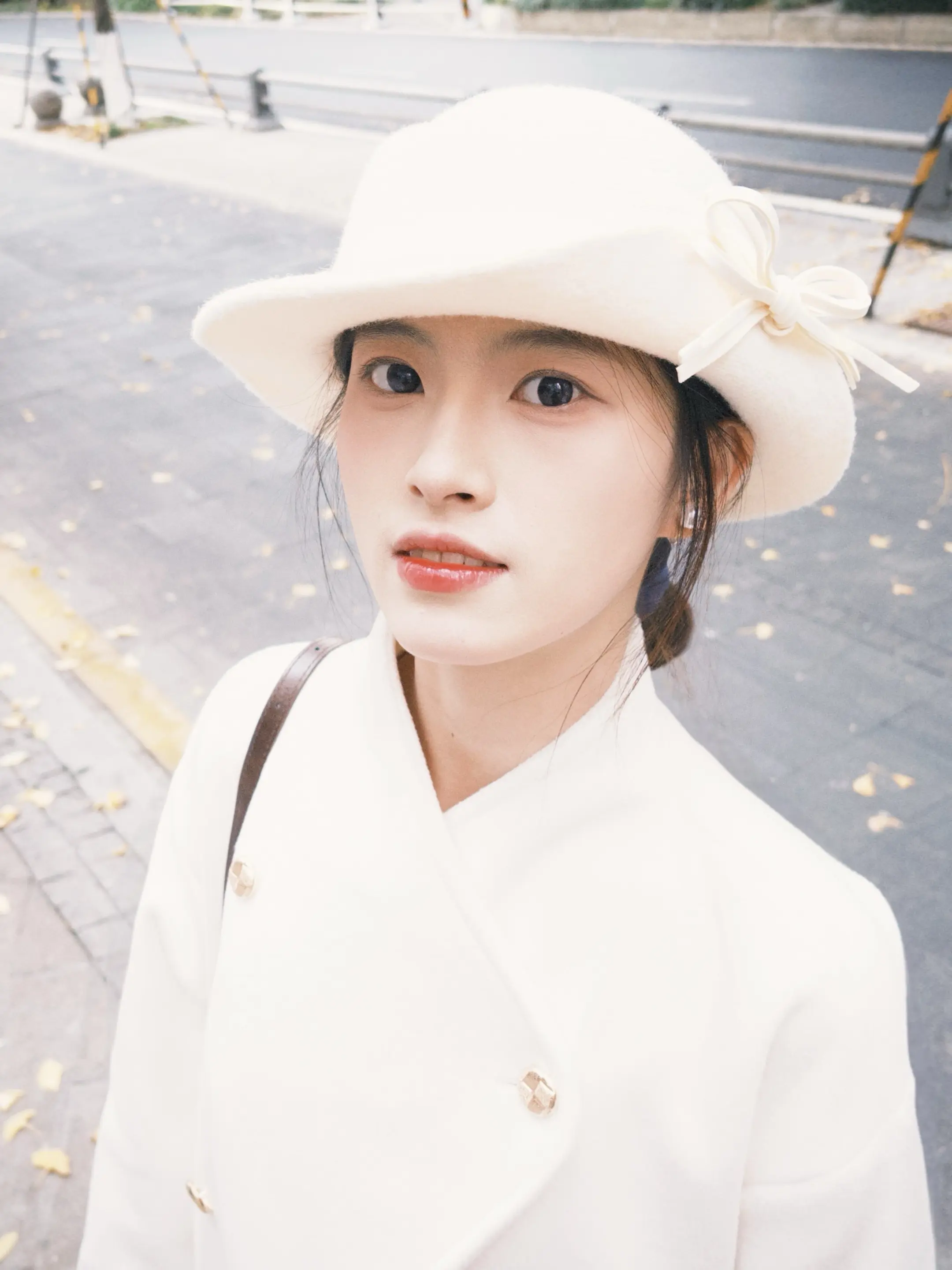 女儿心总如水 起伏而迂回。