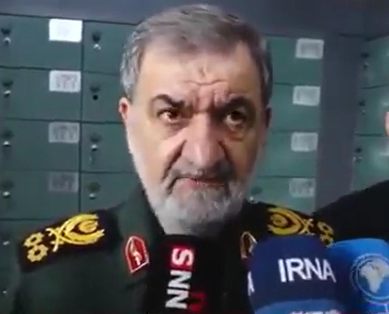 伊朗表态了，结束战争很简单，只要美国满足两个条件就行：

1、美国赔偿伊朗全部的