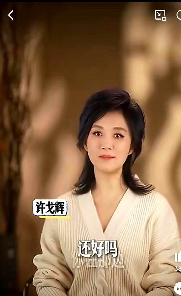 男女之间最铁的关系，居然是“没感觉”。
鲁豫在节目里直接对窦文涛说：“我对你没有