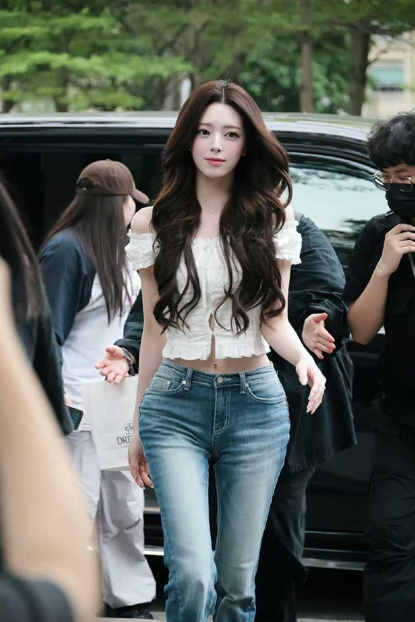 申有娜 x 全球牛仔裤穿搭第一人