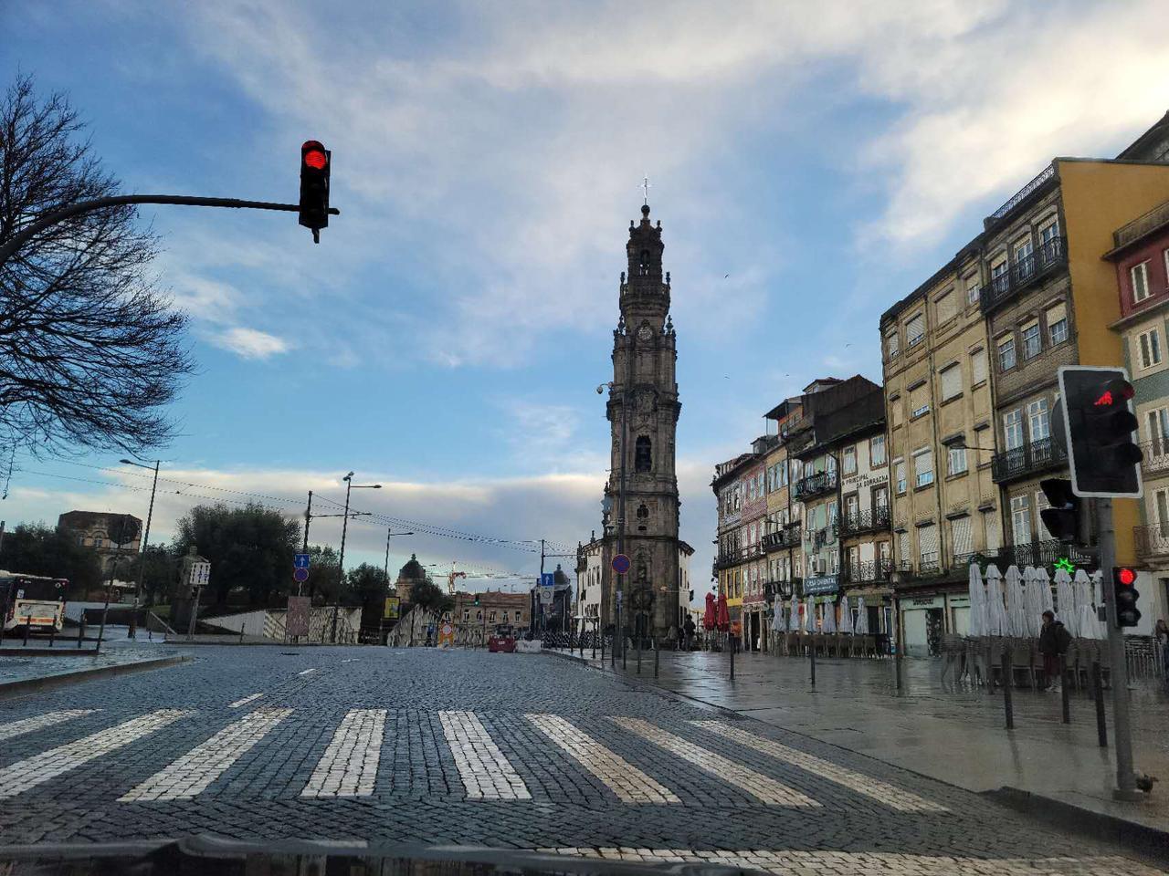 我能忍受一无所有，但绝不忍受失去自由。一一咫岚(陈贤忠)