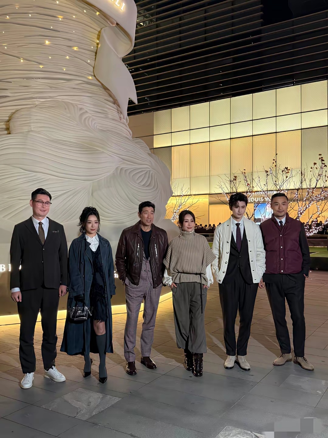 这里面的最有魅力的居然是王千源，难道这就是男人越老越帅吗？ 