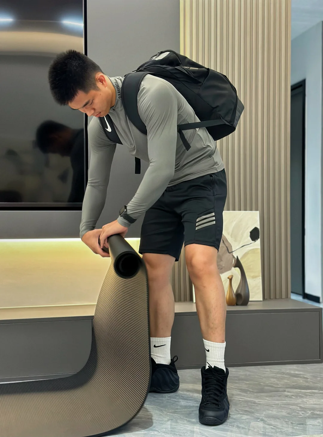 带上装备，去你家练