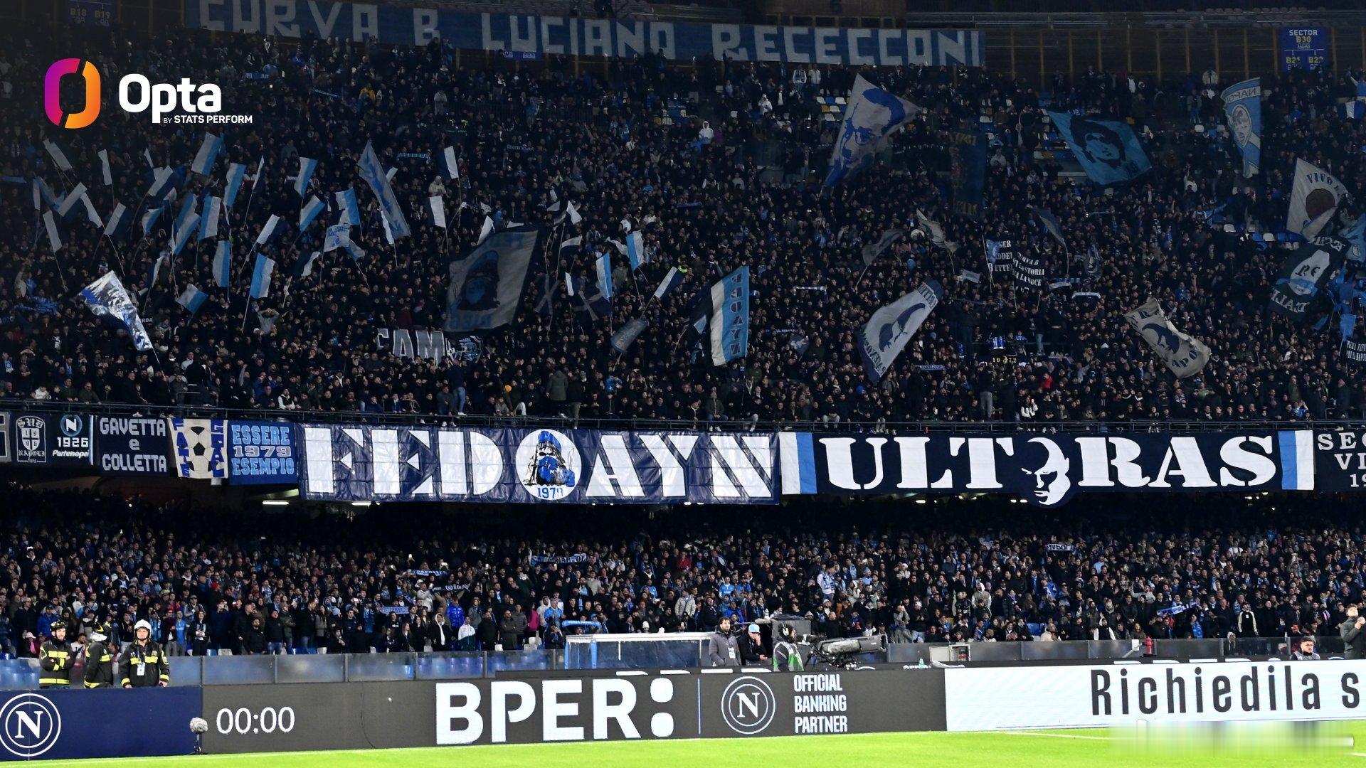 Opta：那不勒斯（13胜4平）自1987年（11 胜3平）以来首次在意甲联赛中