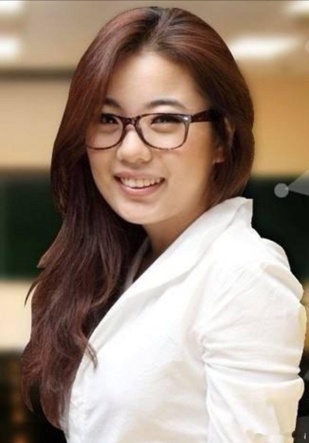蒋方舟道歉 这道歉通篇都是避重就轻的套话，半点儿真心悔过都没有。照搬外文不标注就