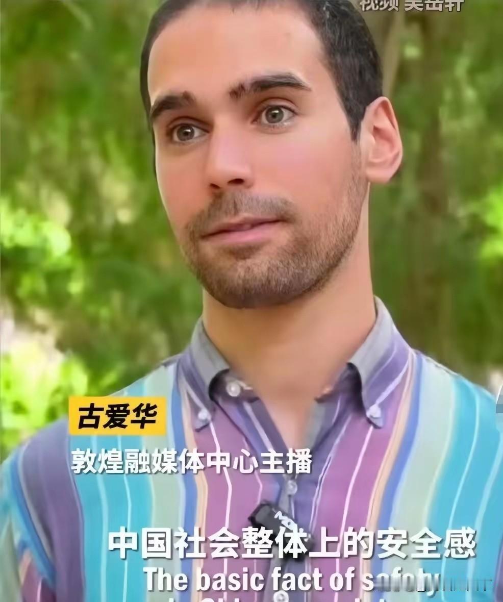 胡锡进说，网友们争议谷爱华，是因为嫉妒他年薪太高。
说实话，一年90万的年薪确实
