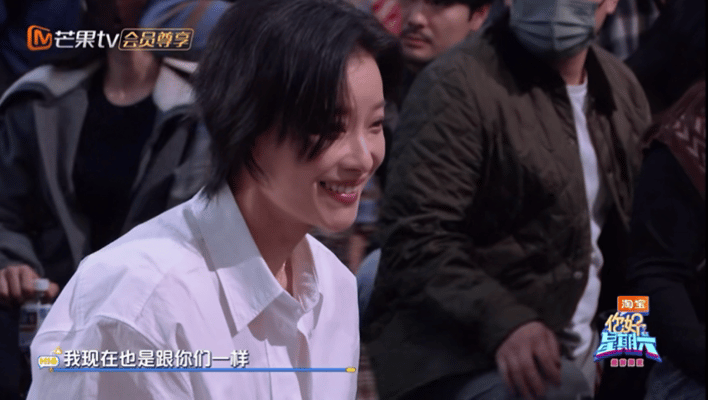 倪妮为新戏剪了短发倪妮这个短发虽然是为新戏剪的，但怎么又帅了一个高度啊，解锁新风