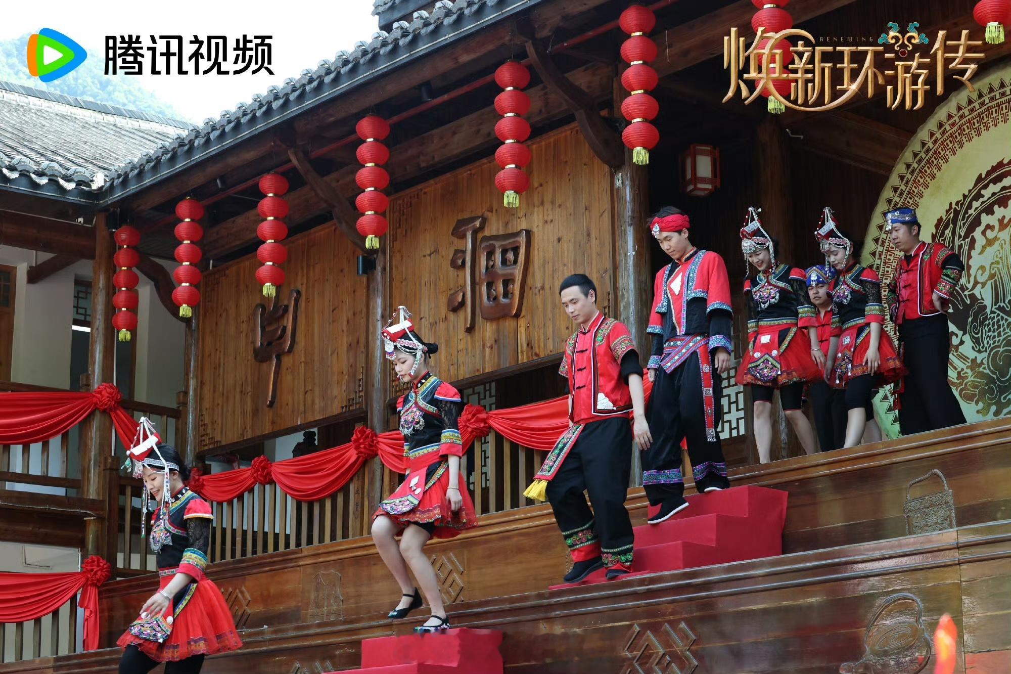 #蓝盈莹好爱自己的家乡# 她说起家乡的美食，那叫一个滔滔不绝，仿佛每道菜都是她的