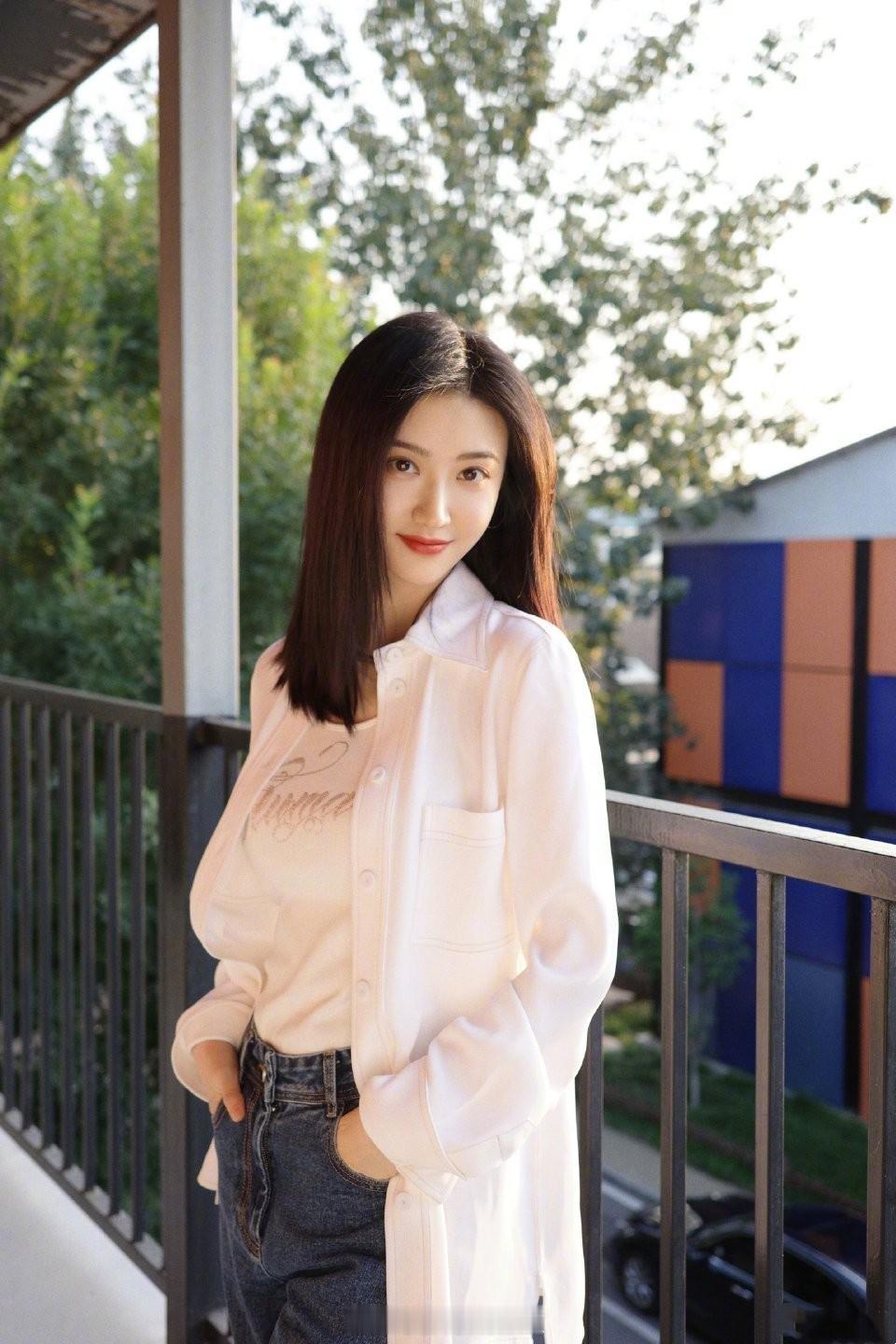 景甜小清新穿搭 