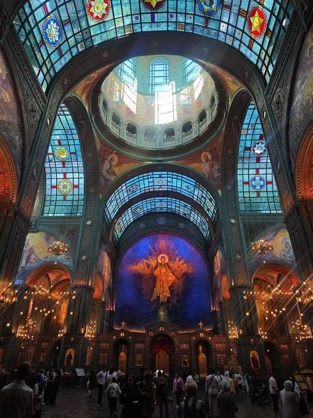 俄罗斯到底免签了么？一手消息，俄罗斯对中国游客临时免签的政令出了，但细则并没有，