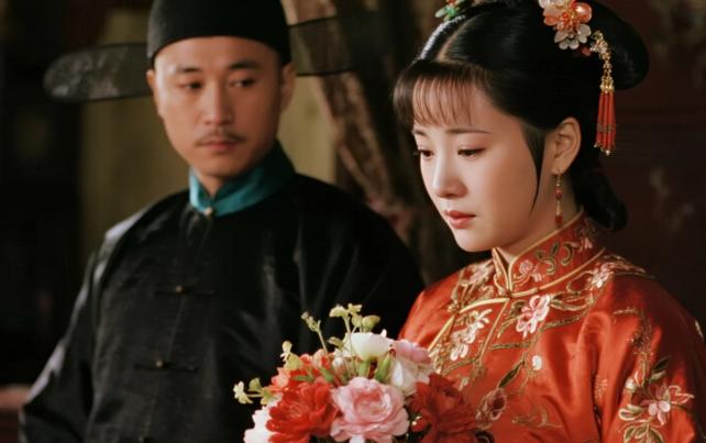 1892年，38岁严复纳13岁江莺娘为妾，新婚夜少女垂泪："先生娶我，只是把我当